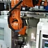 1臺架裝式機器人為數控車床和加工中心的自動上下料視頻